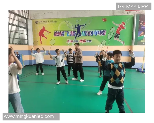 科学羽毛球训练法揭秘提升实力的有效技巧与方法分享 科学羽毛球训练法揭秘提升实力的有效技巧与方法分享